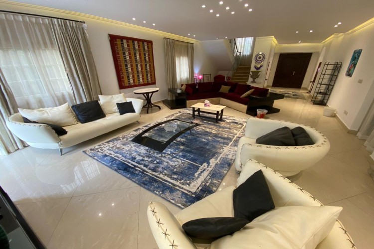  فيلا للإيجار في مدينتي – نموذج W 
