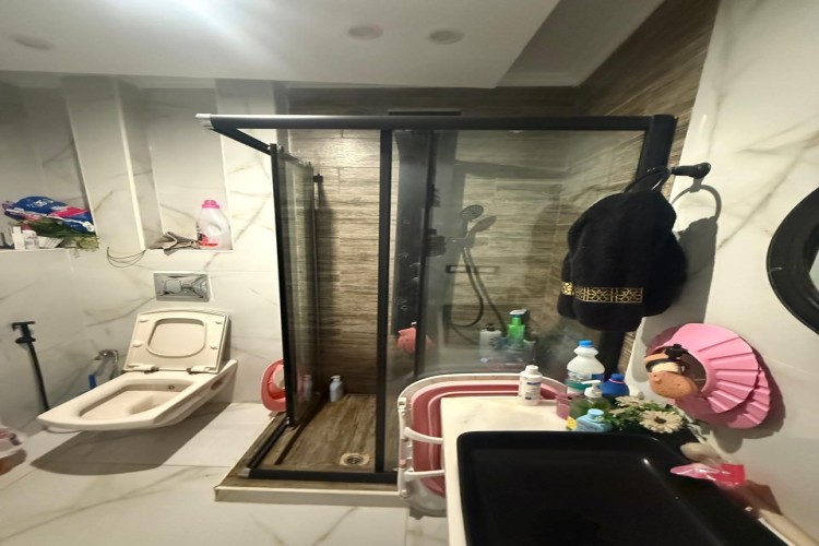  For Sale – Apartment in Al Rehab 