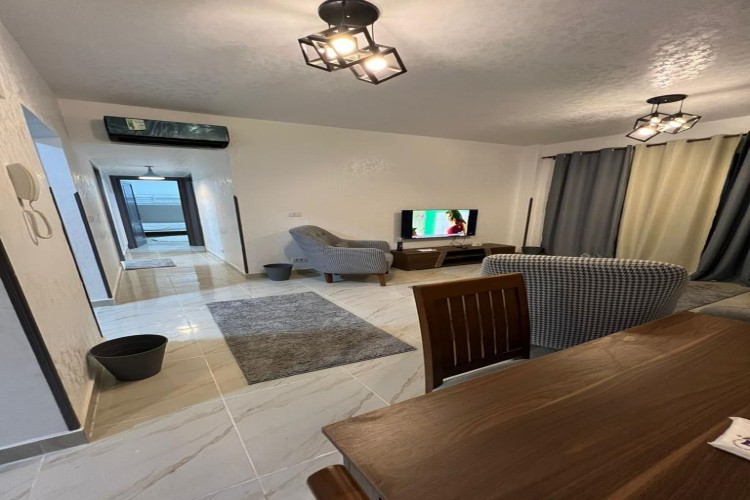  furnished apartment for rent-madinaty 