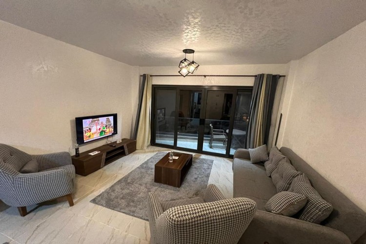  furnished apartment for rent-madinaty 
