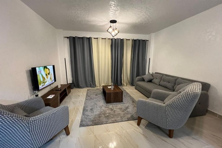  furnished apartment for rent-madinaty 