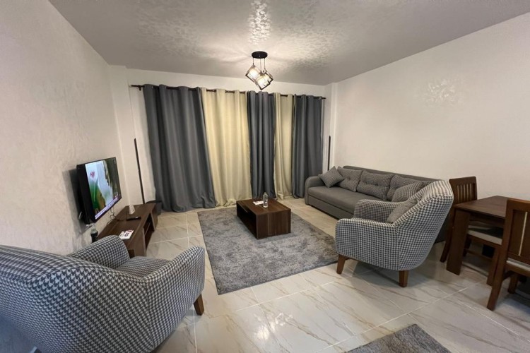  furnished apartment for rent-madinaty 