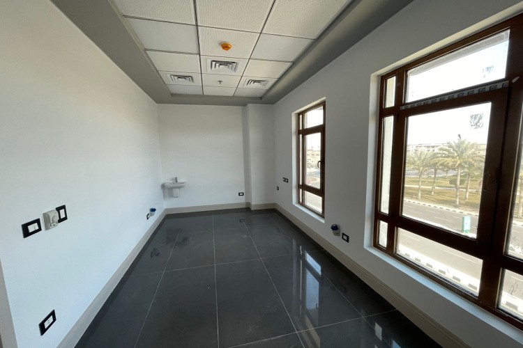  Medical Center for Rent – Gateway 