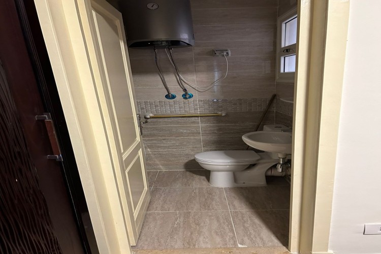  Apartment For Sale in Al Rehab City 
